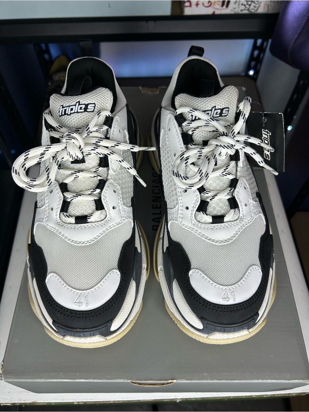 New Balenciaga Triple S White/Black Sneaker Size 41 EU / 8 US Men’s - Picture 2 of 11